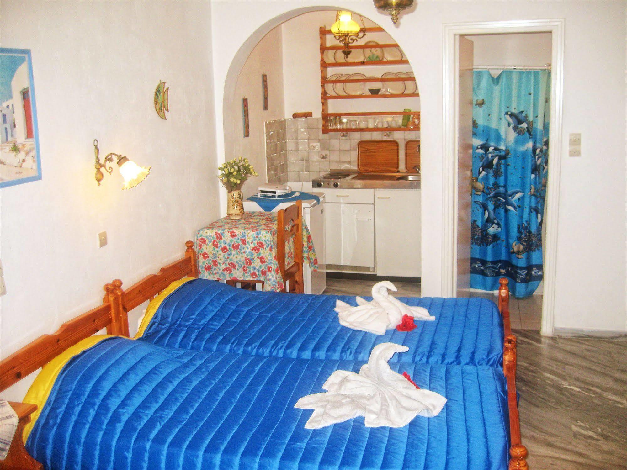 Augusta Studios & Apartments Науса Екстер'єр фото
